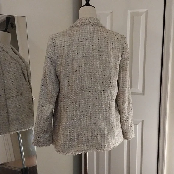 Ann Taylor NWT  Fringe Blazer. - Picture 3 of 6